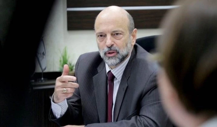 El primer ministro jordano, Omar Al-Razzaz.
