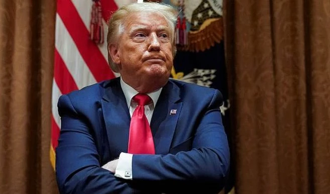 Twitter vuelve a ocultar un tuit de Trump por "comportamiento abusivo"