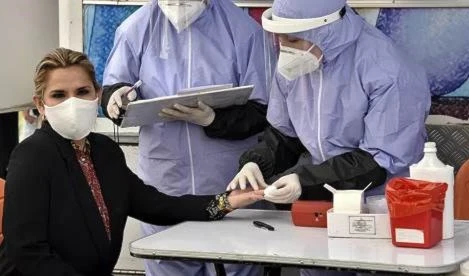 Bolivia: Jeanine Áñez con Covid-19 Bolivia: Jeanine Áñez con Covid-19