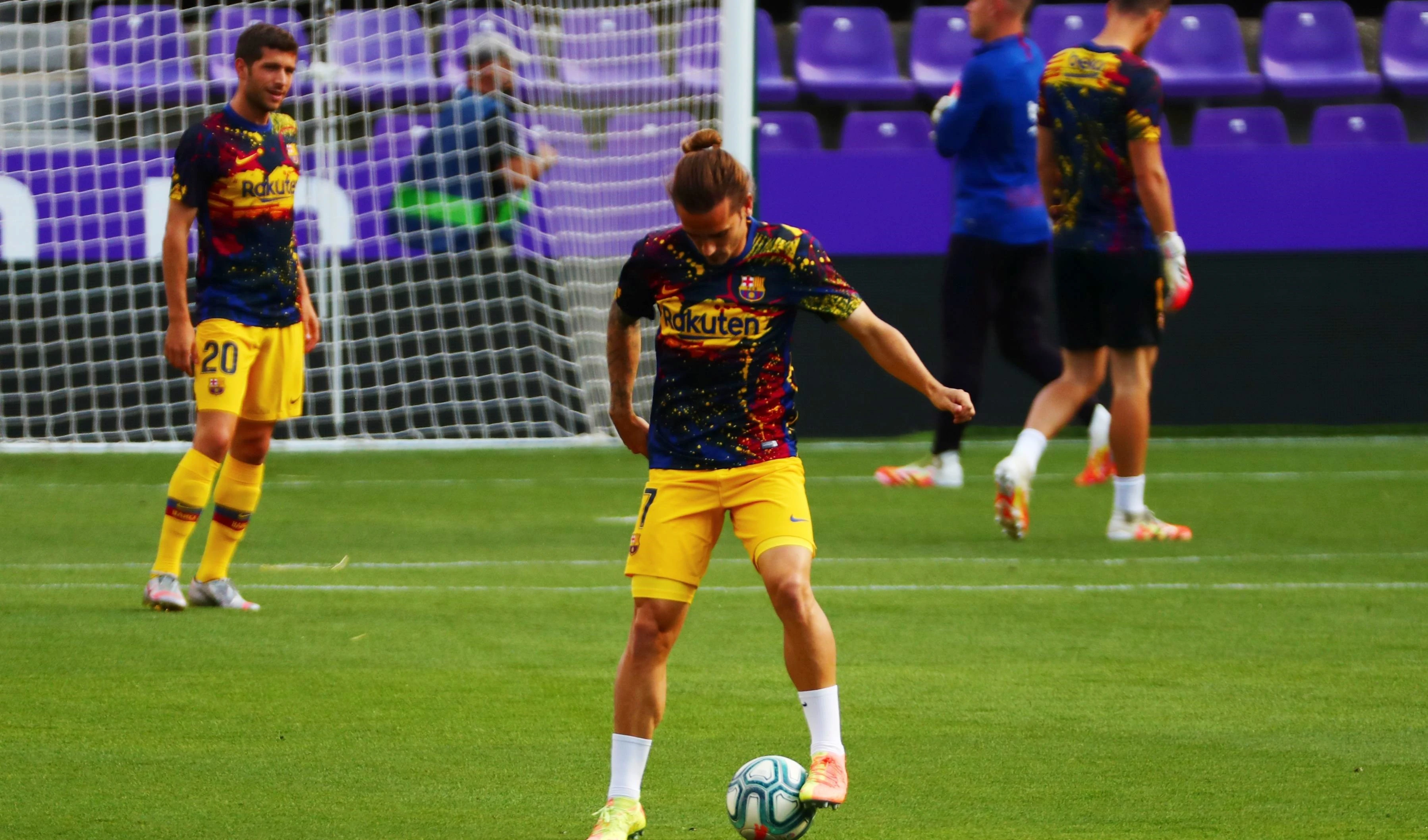 Antoine Griezmann baja del Barcelona por lesión