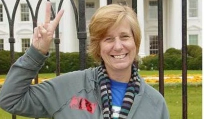 Cindy Sheehan: Cuba envía médicos al mundo y EE.UU. tropas (+Video)