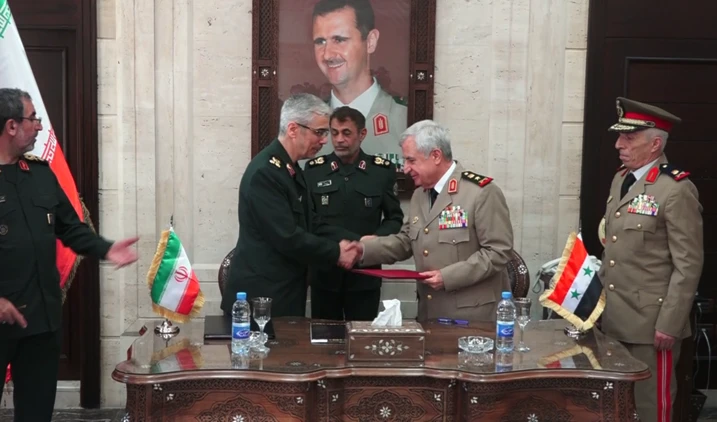 Siria e Irán firman acuerdo integral de cooperación militar.