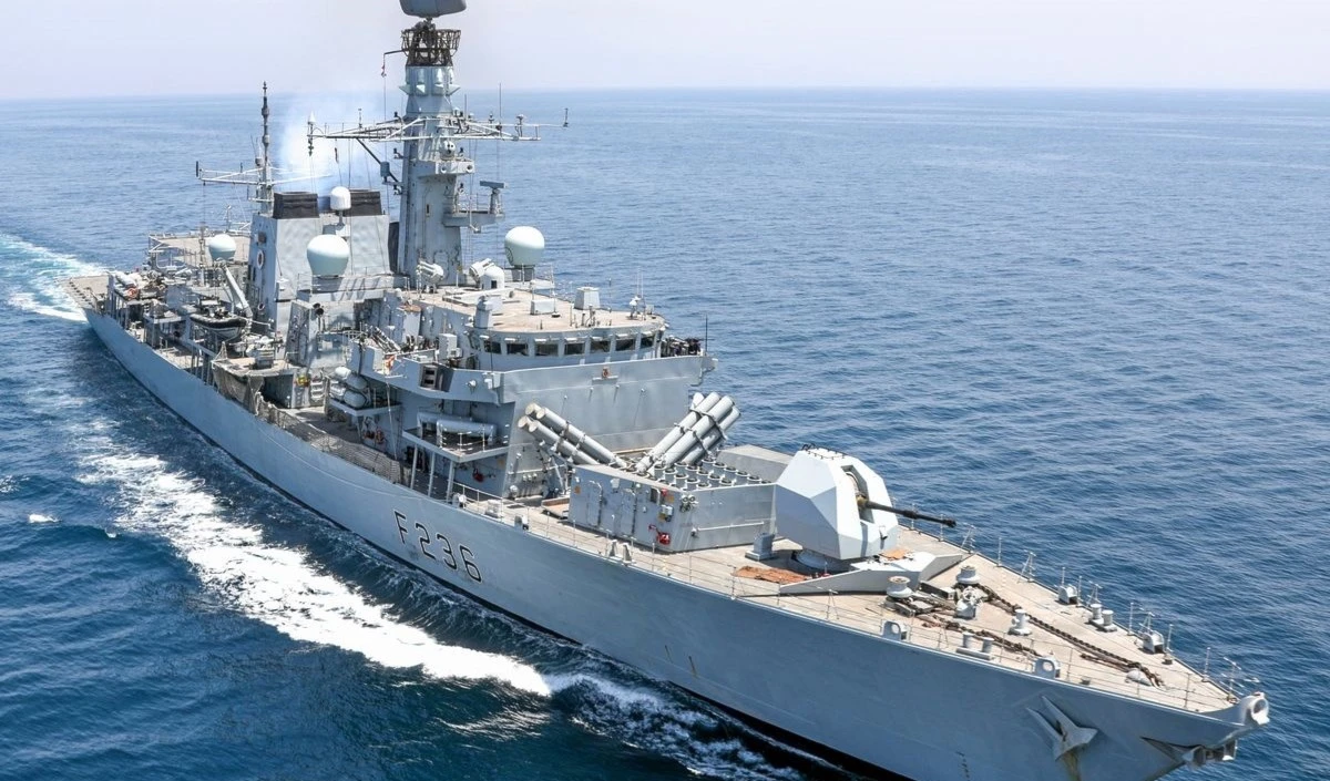 Revelan complicidad de la armada británica en bloqueo marítimo de Yemen.