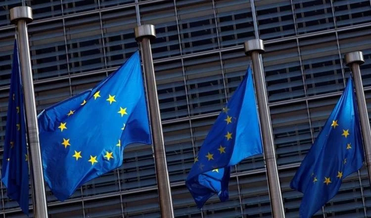 Francia, Reino Unido y Alemania no apoyarán iniciativa de EE.UU. de reimponer sanciones a Irán.