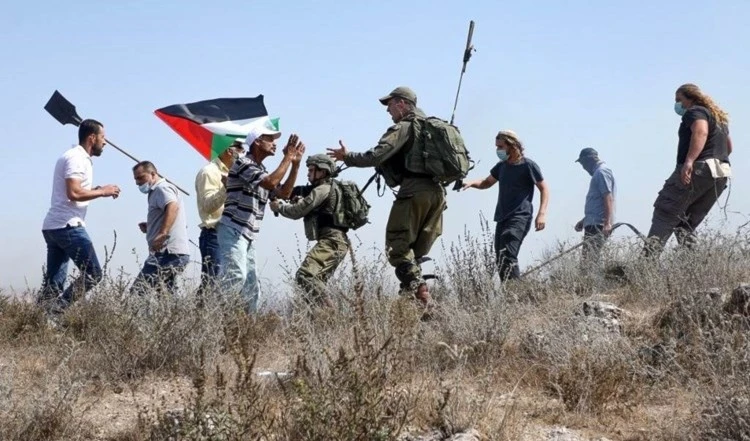 Ocupación israelí matan a un médico palestino en Jenin.