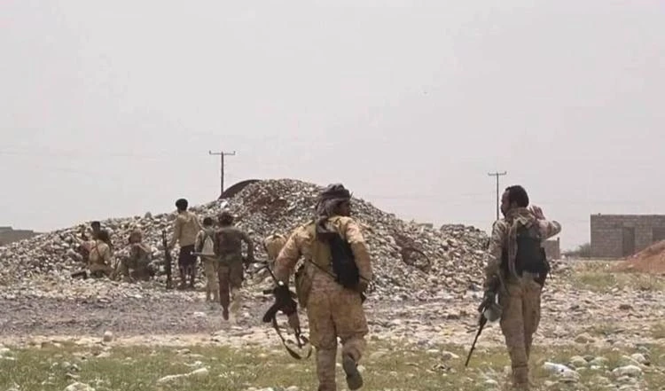 Coalición saudita trae a Yemen terroristas de Daesh y Al-Qaeda procedentes de Siria.