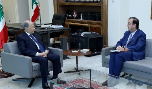 Encuentro entre el presidente libanés, Michel Aoun, y el embajador galo en Beirut, Bruno Foucher.