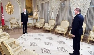 Túnez y Argelia abogan por una solución política a la crisis libia.