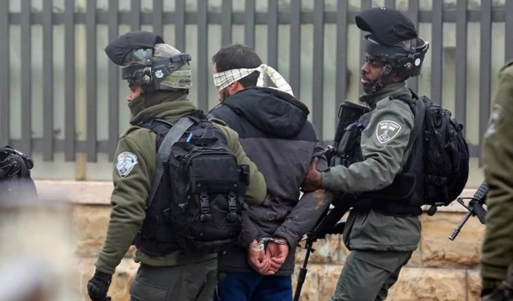 Ocupación israelí arresta a 41 palestinos. Ocupación israelí arresta a 41 palestinos.