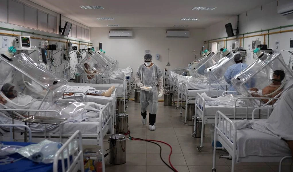 Decesos por Covid-19 en EE.UU. superan los 400 mil.