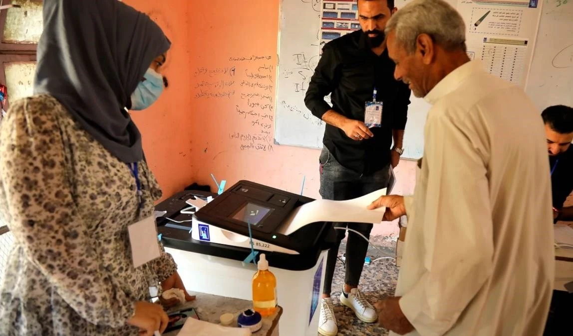 Irán y Rusia celebran éxito de elecciones parlamentarias iraquíes.