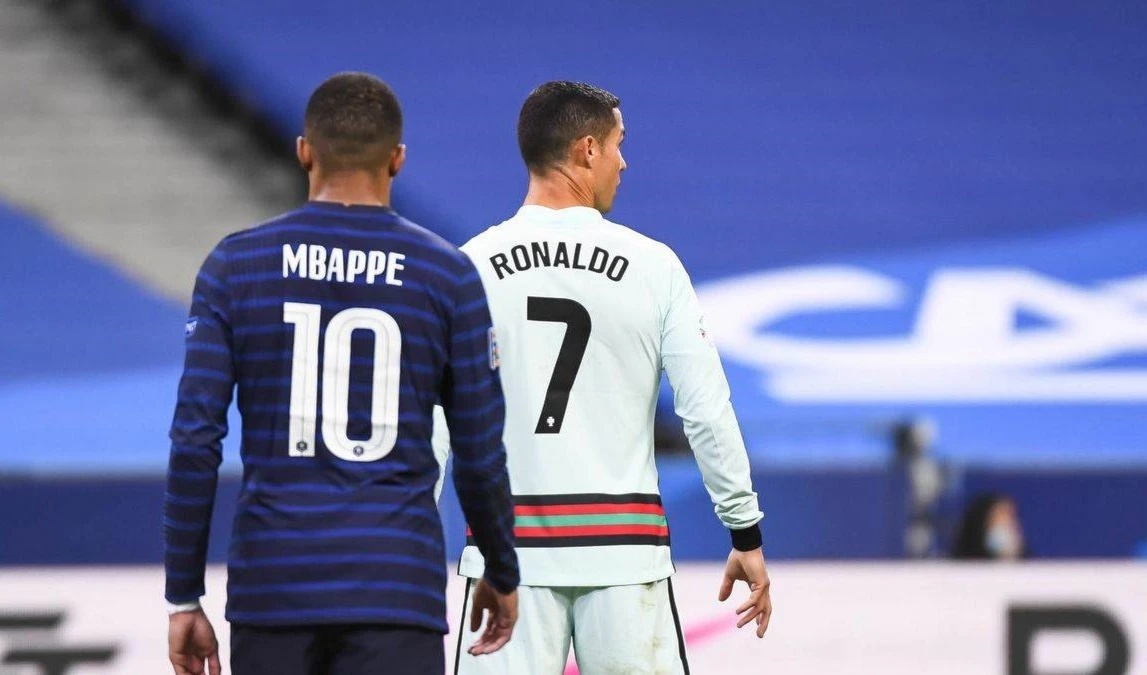 Cristiano, el espejo de Mbappé Cristiano, el espejo de Mbappé
