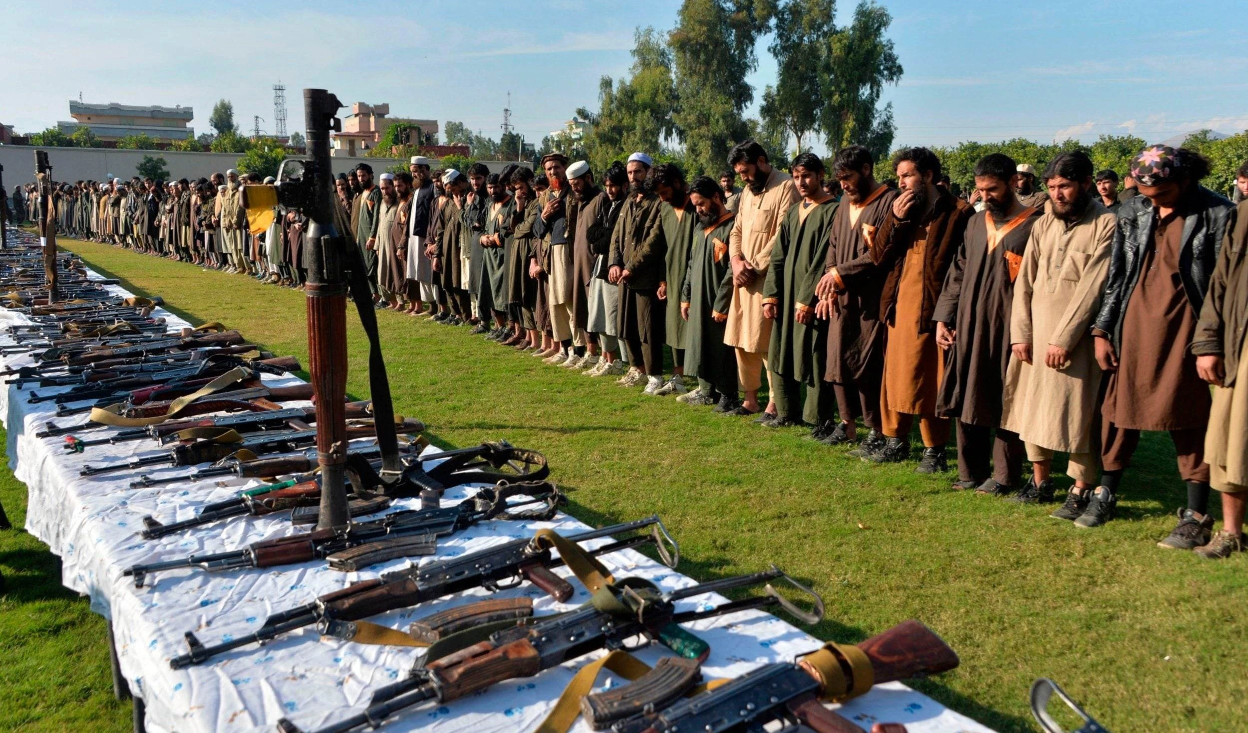 Afganistán: Detenidos más de 250 terroristas de Daesh en un mes