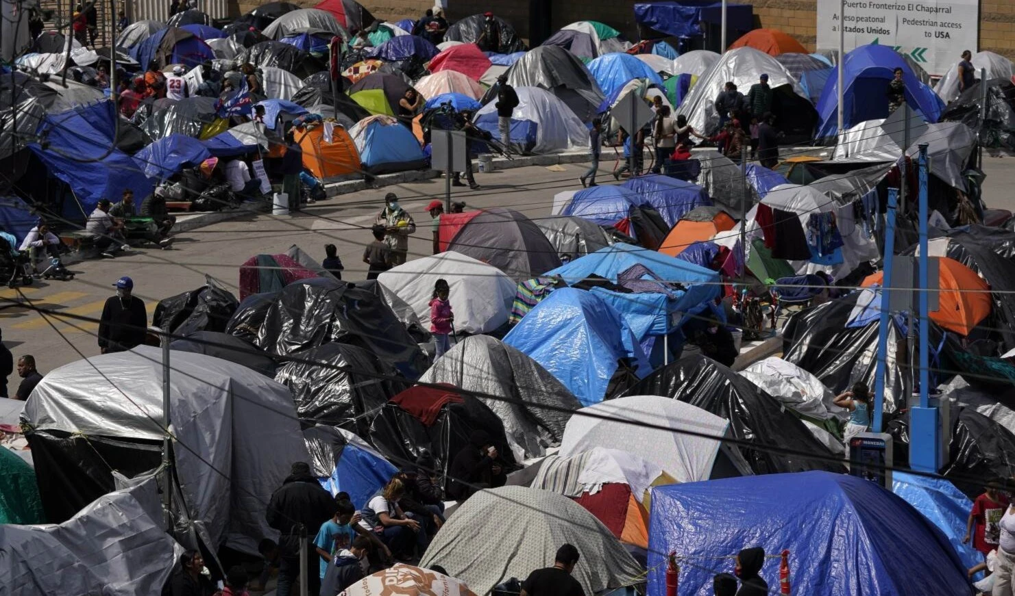 EEUU cancelará el programa migratorio Quédate en México