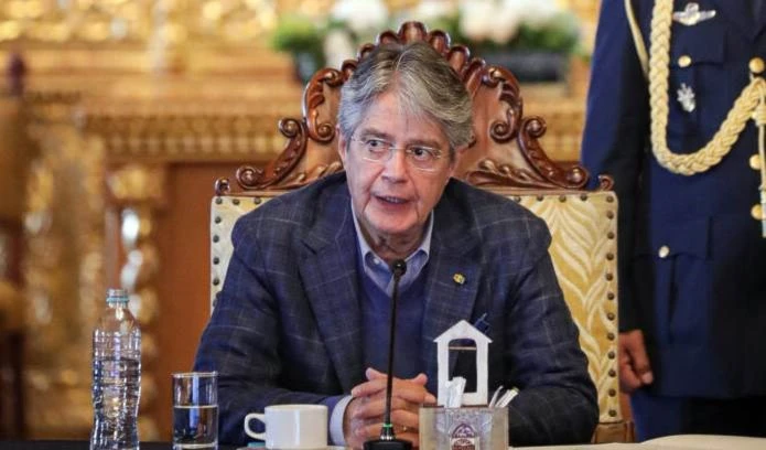 Indagarán nexos del presidente de Ecuador con Pandora Papers.