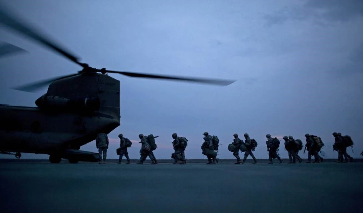 Los últimos días de la intervención: Afganistán y los delirios del maximalismo.