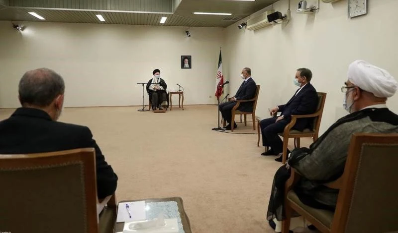 Al-Kazemi solicitó reunirse con el líder iraní.