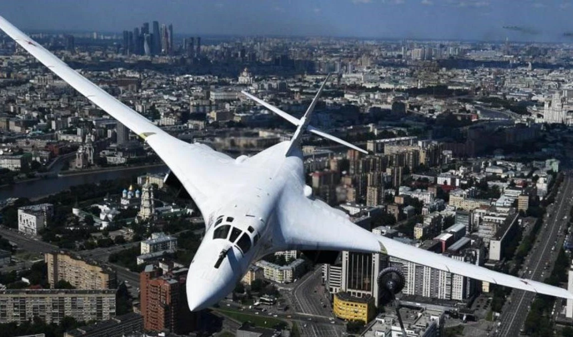 Bombarderos rusos realizan ejercicios en territorio bielorruso