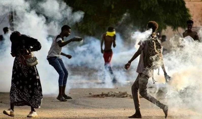 Muere manifestante sudanés en las concentraciones antigolpistas.
