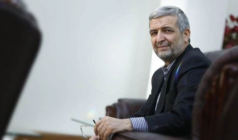 Enviado de Irán a Afganistán llega a Kabul.