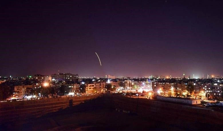 Ocupación israelí lanza ataque al sur de Damasco.