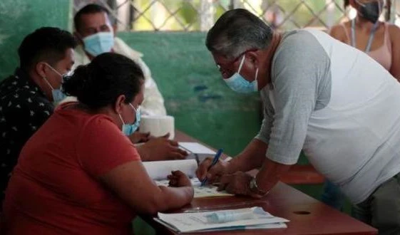 Priorizan a personas mayores en comicios en NIcaragua