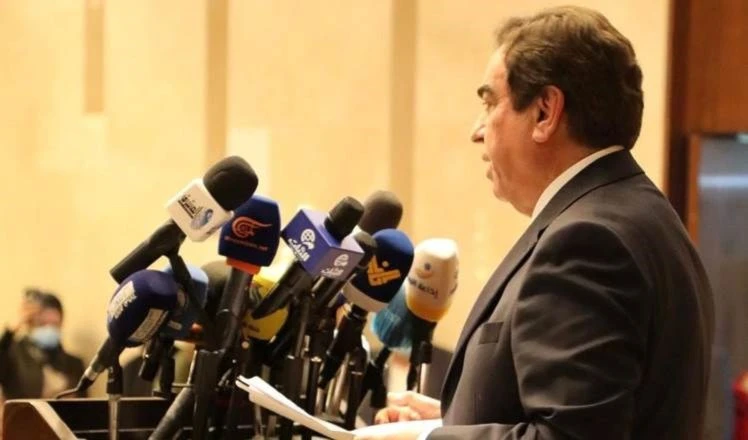 Encuentro Nacional de Medios libaneses honra al exministro de Información George Kordahi.