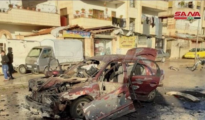 Explosión de artefacto cobra la vida del alcalde sirio de Al-Naima, al este de Deraa.