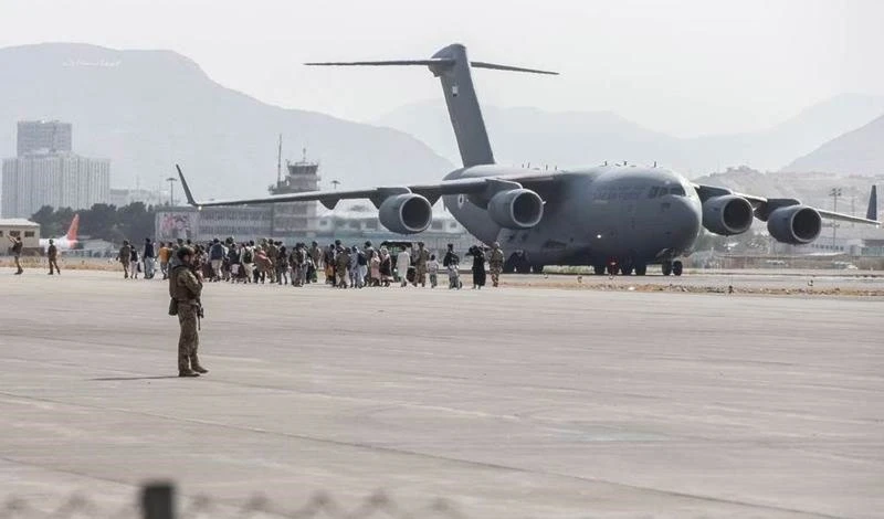 Turquía y Qatar esperan la respuesta talibán sobre la gestión de los aeropuertos de Afganistán.