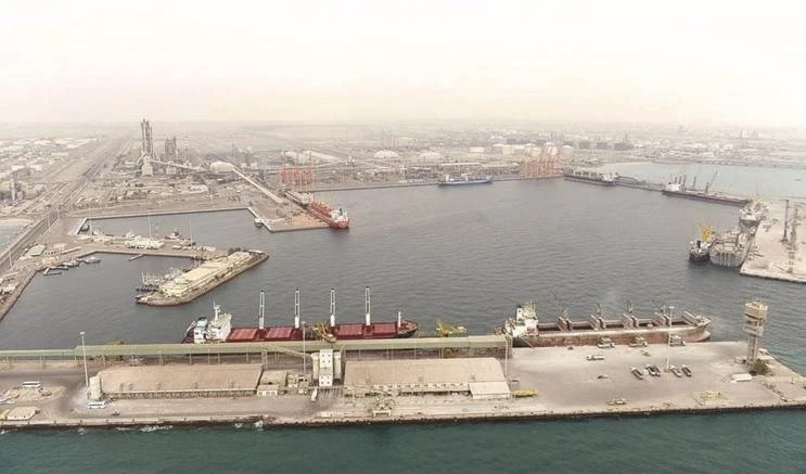 Kuwait prohíbe paso de barcos que llevan mercancías a "Israel".