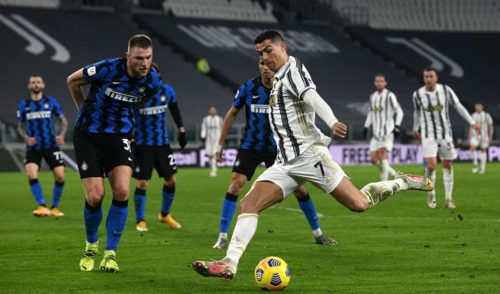 Juventus avanza a final en Copa Italia de fútbol