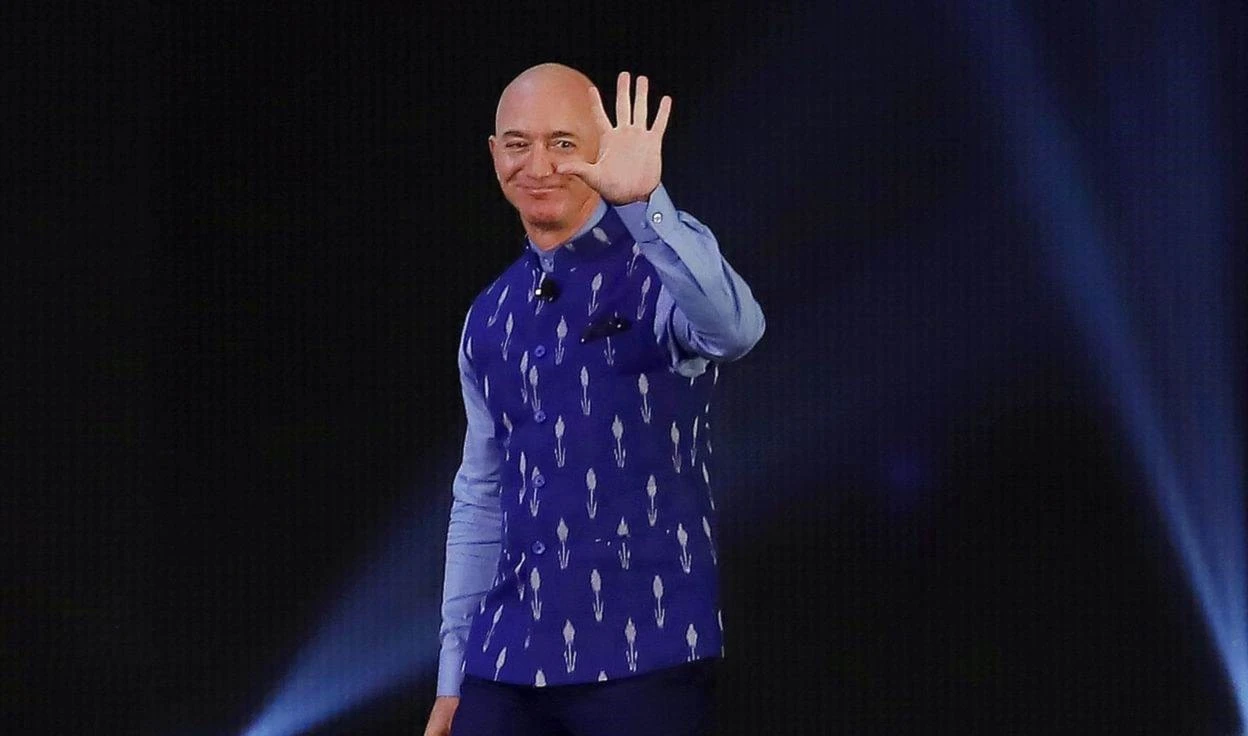 Jeff Bezos anuncia su retirada como CEO de Amazon