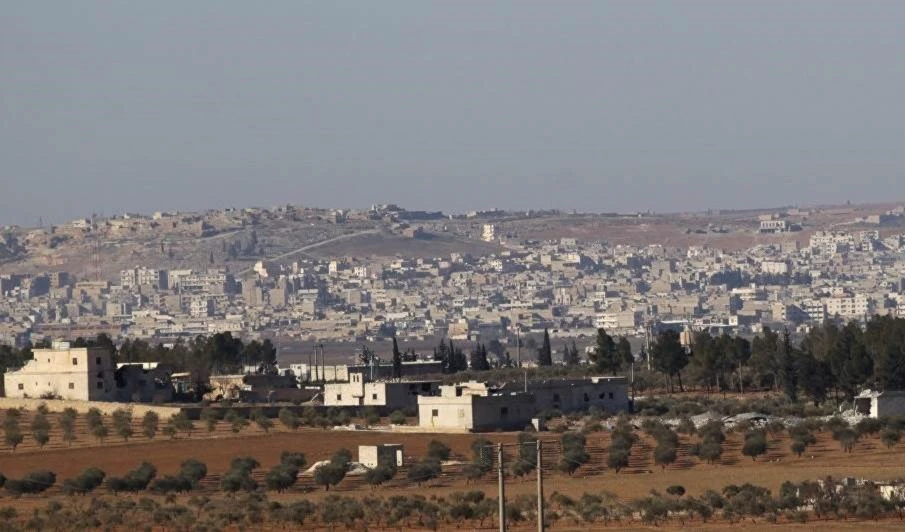 Muere un civil por explosión de bomba en la ciudad siria de Al-Baba.