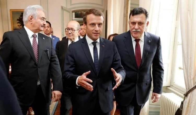 Francia declara apoyo al nuevo gobierno libio.