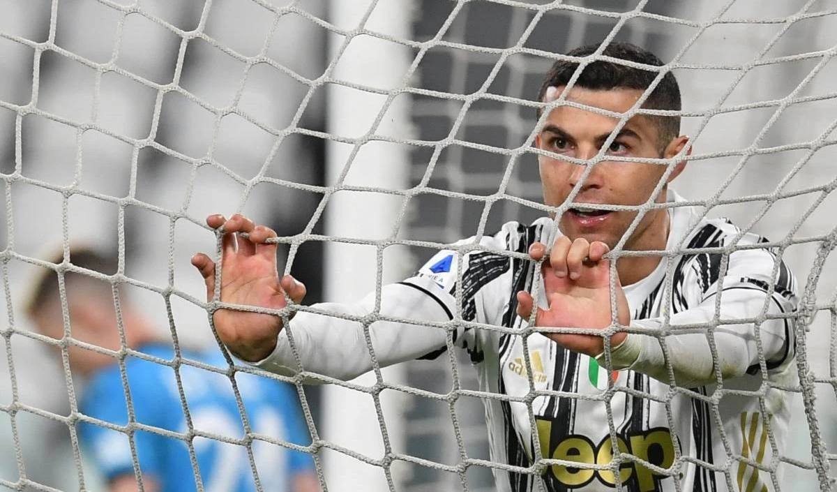Juventus golea a Spezia en fútbol de Italia