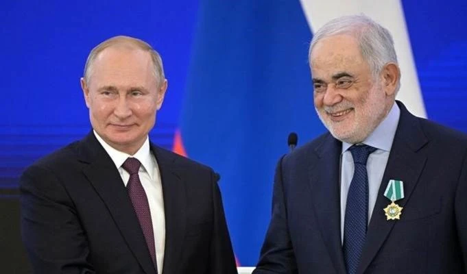 Asesor del presidente libanés visita Moscú y entrega mensaje a Putin.