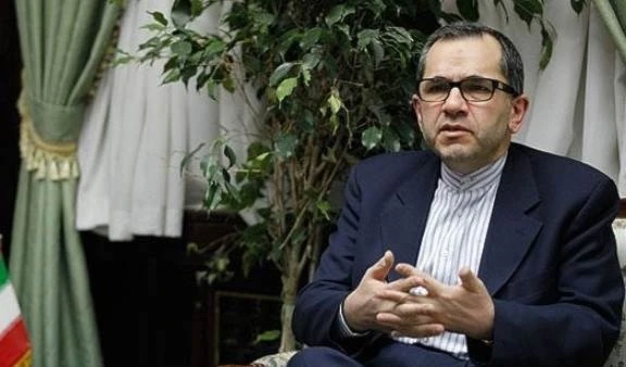 El representante permanente de Irán ante las Naciones Unidas, Majid Takht-Ravanchi.