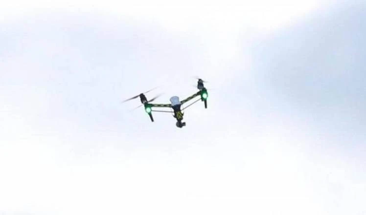 Drones israelíes violan espacio aéreo libanés y reciben respuesta del ejército y la Resistencia.