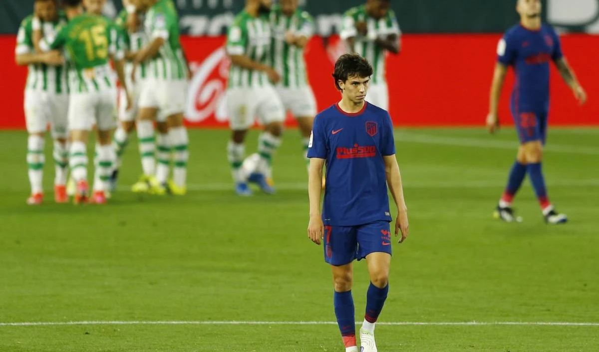 Atlético de Madrid cede puntos en Liga española de fútbol