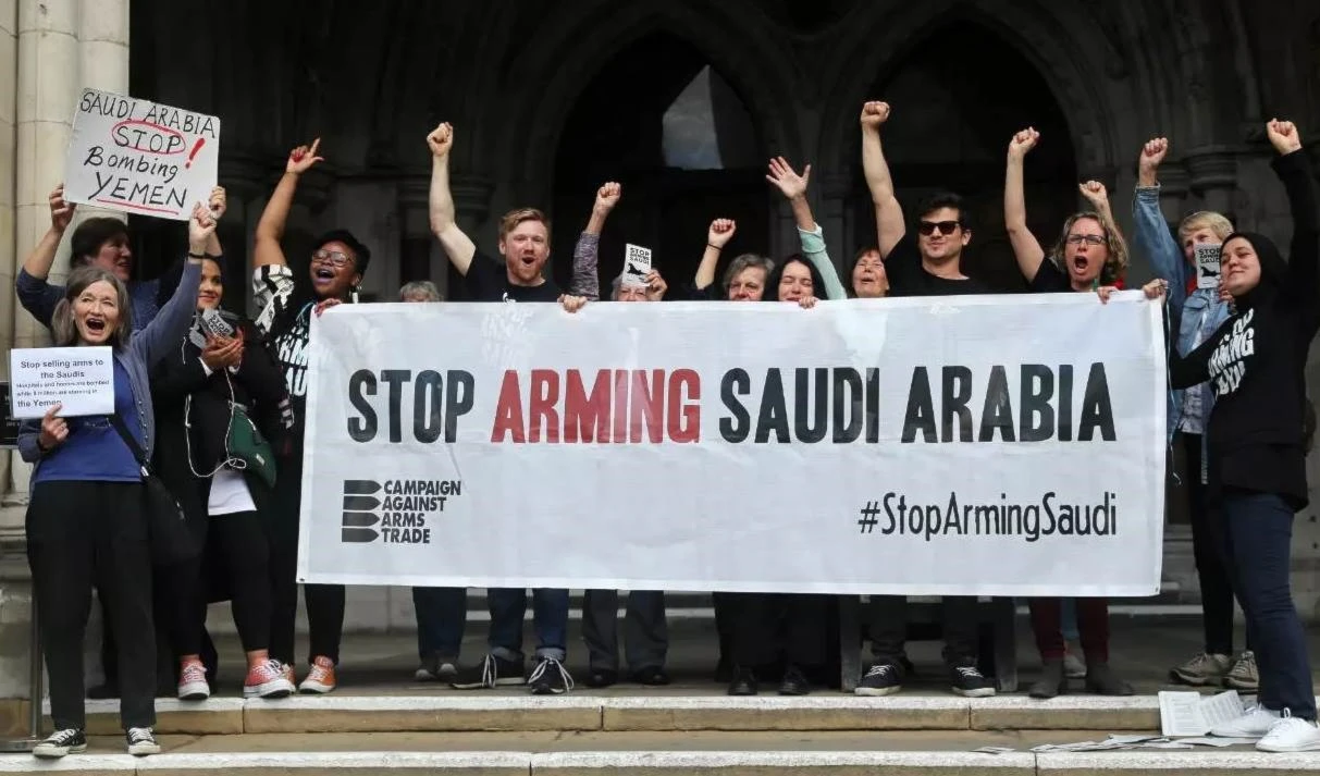 Grupo de derechos humanos denuncia venta de armas de EE.UU. a EAU.