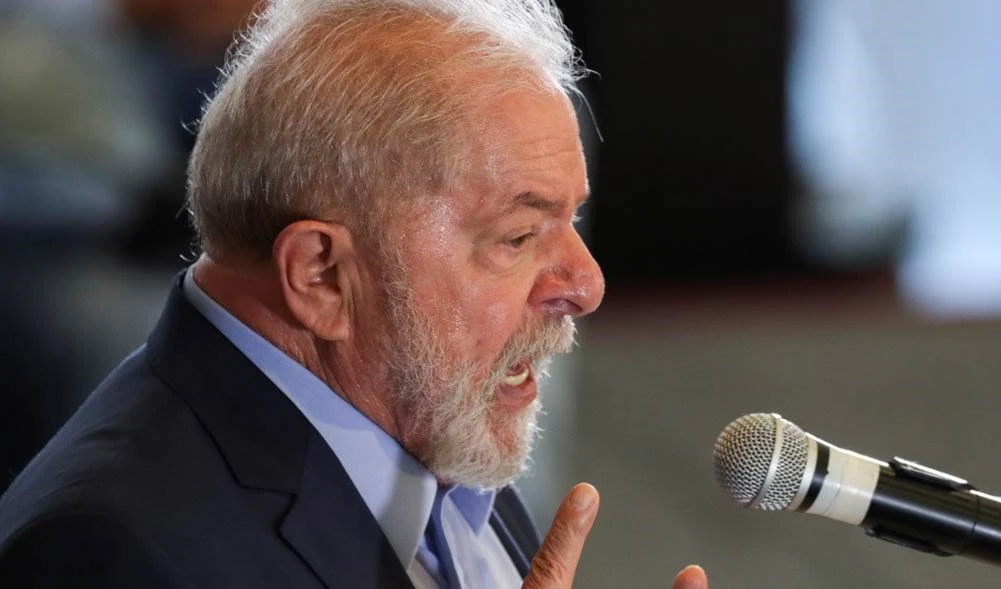 Defensa de Lula pide considerer parcialidad en otros procesos