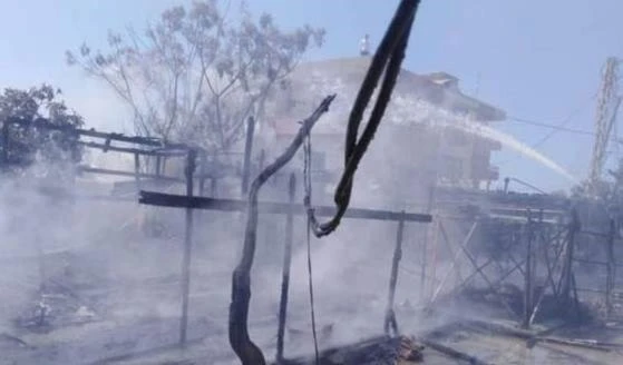 Fallece un niño en un incendio en campamento de desplazados sirios en El Líbano.