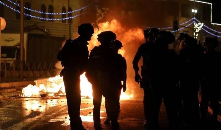 Jerusalén se rebela.