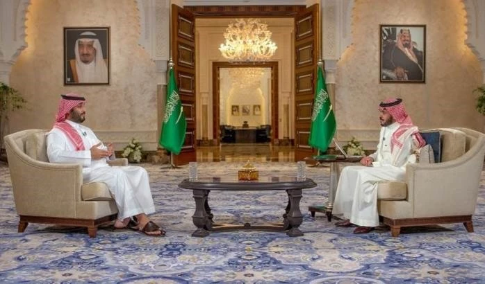Bin Salman: Irán es un vecino y buscamos establecer con él una relación especial. Bin Salman: Irán es un vecino y buscamos establecer con él una relación especial.
