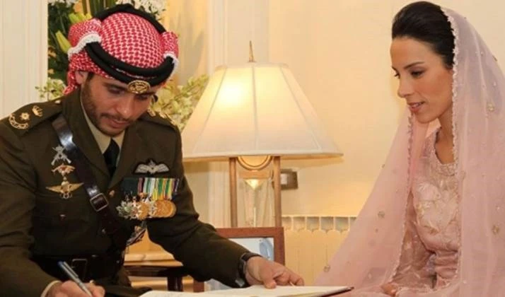 Medios israelíes: Exoficial del Mossad se comunicó con la esposa del príncipe Hamzah.