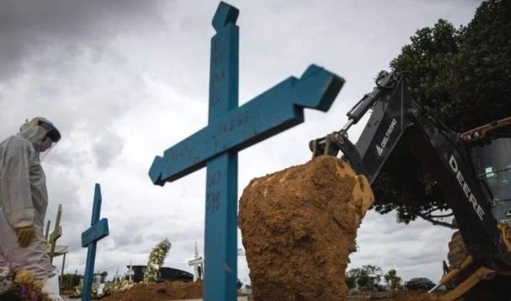 Brasil: En el peor momento de la crisis sanitaria