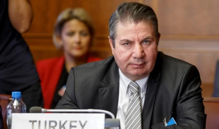 Arrancan conversaciones turco-egipcias para normalizar las relaciones entre los dos países.