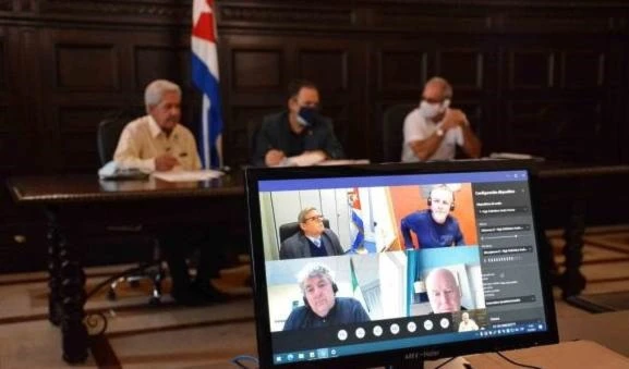 Parlamentarios irlandeses condenan bloqueo de Estados Unidos contra Cuba.