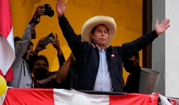 Castillo primero al culminar conteo de balotaje en Perú Castillo primero al culminar conteo de balotaje en Perú