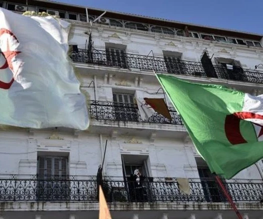 Argelia: concluyen campañas electorales de los candidatos a las elecciones parlamentarias.